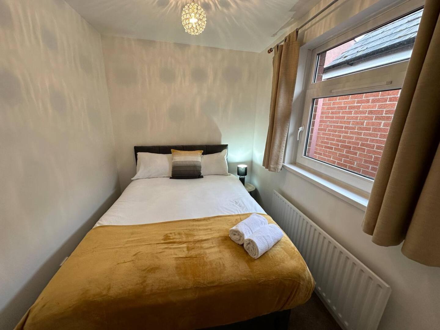Вілла 2Br Stylish Ormeau Road House Белфаст Екстер'єр фото