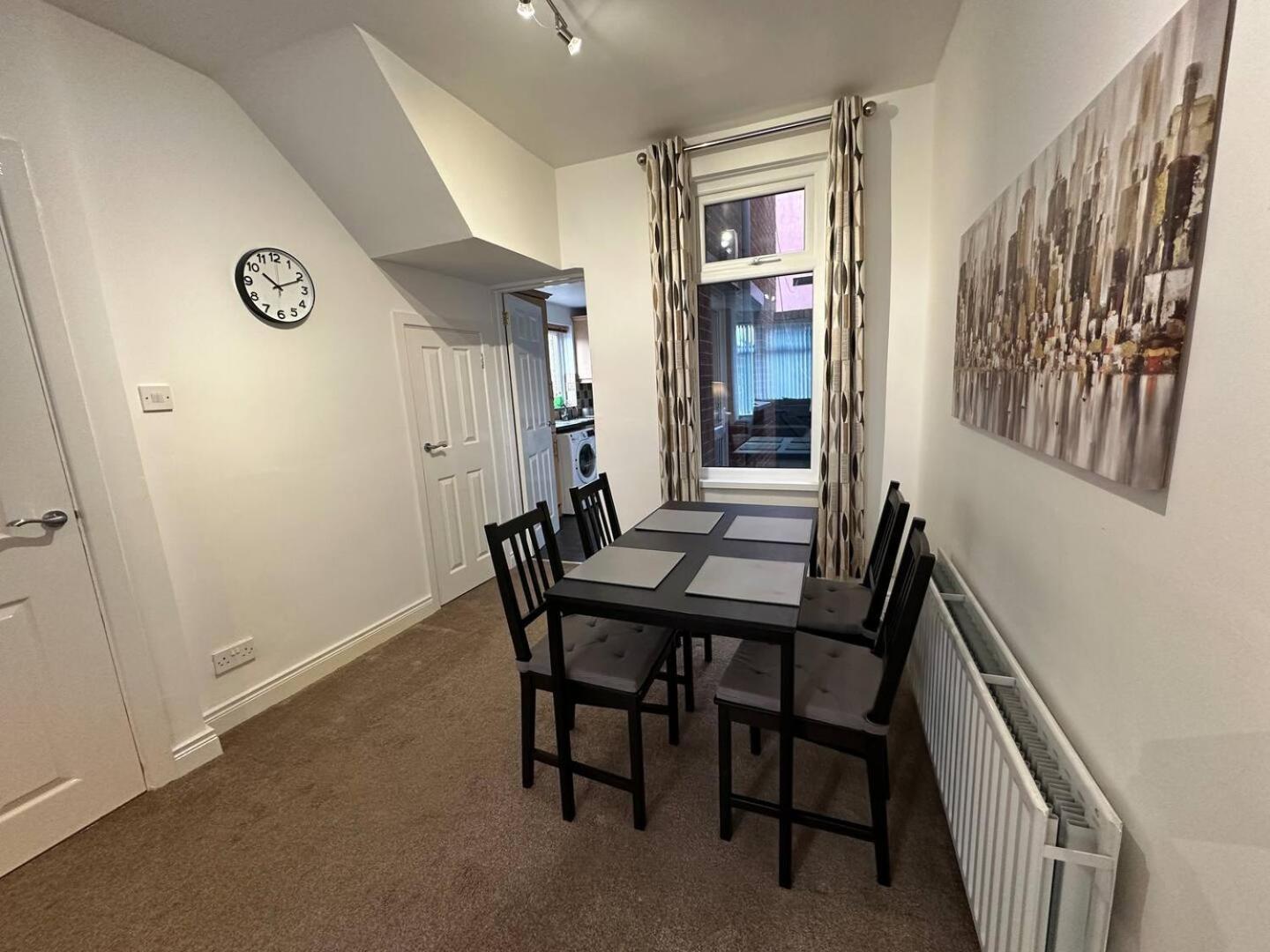 Вілла 2Br Stylish Ormeau Road House Белфаст Екстер'єр фото